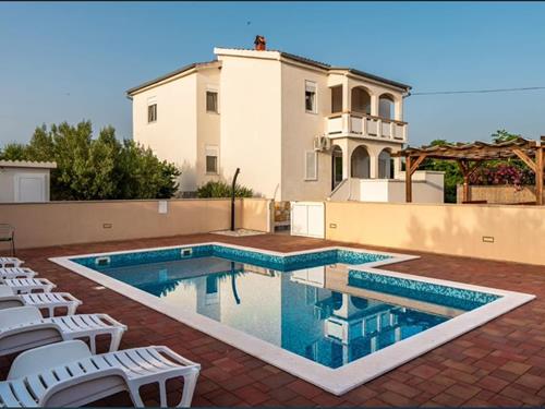 Sommerhus - 12 personer -  - 23235 - Vrsi-Mulo