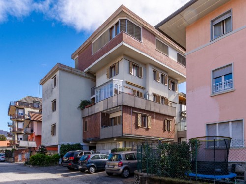 Holiday apartment - 5 persons -  - Luino - 21016