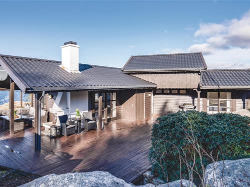 Fritidshus - 8 personer -  - Tosvollvegen - Ålfjorden/Skjold - 5574 - Skjold