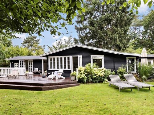 Holiday home - 8 persons -  - Plovvænget - Asserbo - 3300 - Frederiksværk