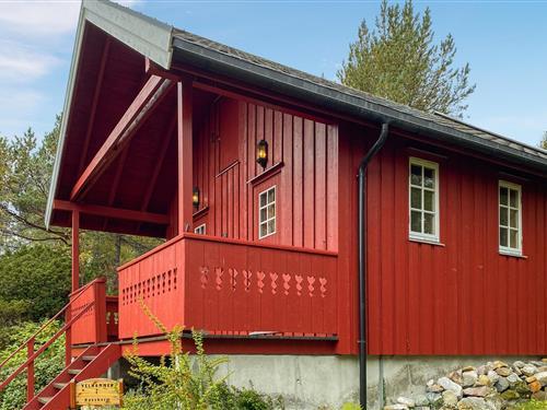 Sommerhus - 8 personer -  - Tømmervågvegen - Tustna/Aure - 6590 - Tustna