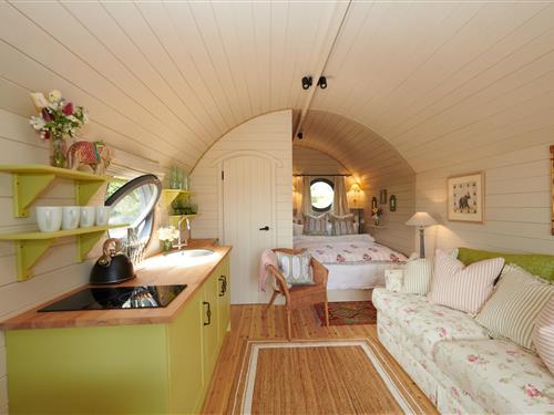 Holiday home - 4 persons -  - OX17 1DR - Banbury