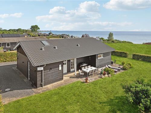 Sommerhus - 6 personer -  - Bellisvej - Revsøre Strand - 5874 - Hesselager