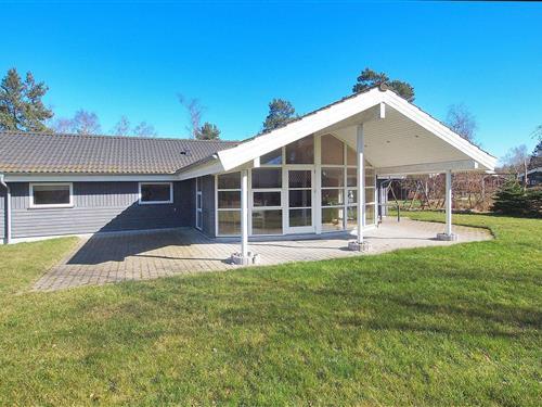 Holiday Home/Apartment - 8 persons -  - Harestien - Marielyst - 4873 - Væggerløse