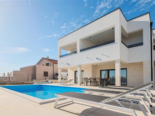 Sommerhus - 10 personer -  - Policnik bb - Zadar-Policnik - 23241 - Policnik