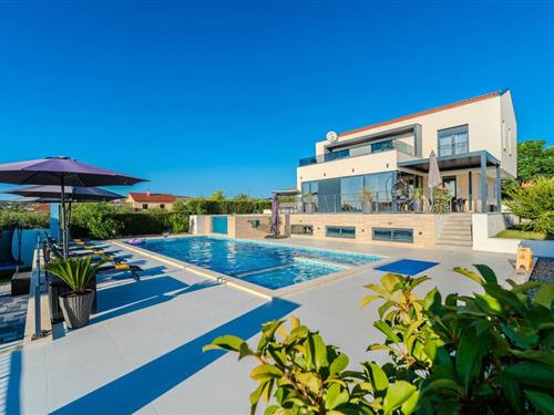 Holiday home - 8 persons -  - Ulica Kneza Domagoja - Biograd-Vrana - 23211 - Vrana