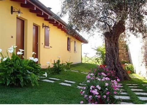 Holiday Home/Apartment - 3 persons -  - s.p.22 - 64024 - Notaresco