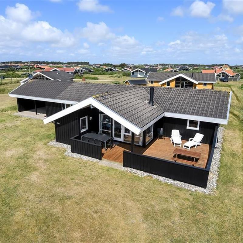 Sommerhus - 10 personer -  - Neerlandiavej - Vejlby Klit - 7673 - Harboøre