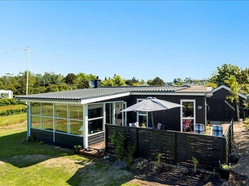 Sommerhus - 8 personer -  - Vestre Strandvej - Skødshoved - 8420 - Knebel