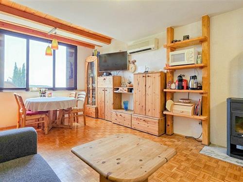 Sommerhus - 3 personer -  - Buraj - 52466 - Mareda