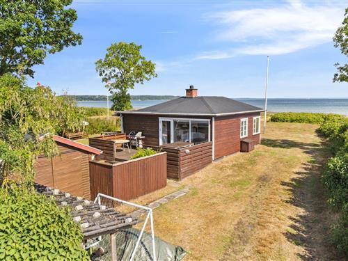 Sommerhus - 4 personer -  - Strandvejen - Båring - 5466 - Asperup