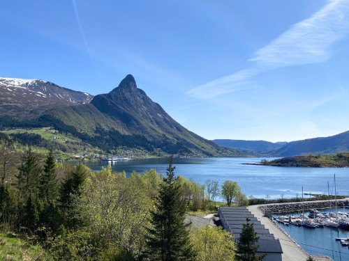 Fritidshus - 4 personer -  - Liadalsvegen 965 Nr. - Ørsta/Volda - 6152 - Ørsta