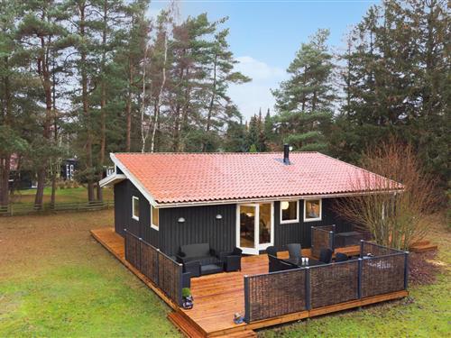 Holiday Home/Apartment - 8 persons -  - Tidløsvej - Marielyst - 4873 - Væggerløse