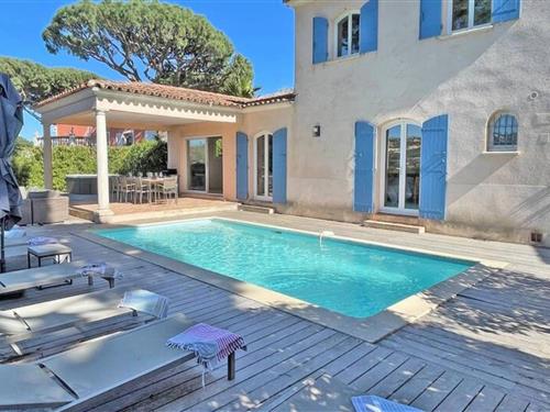 Sommerhus - 8 personer -  - 83120 - Ste Maxime