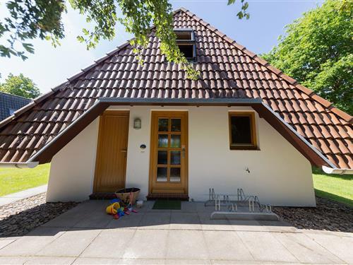 Holiday Home/Apartment - 6 persons -  - Kniepsand - 27639 - Wurster Nordseeküste