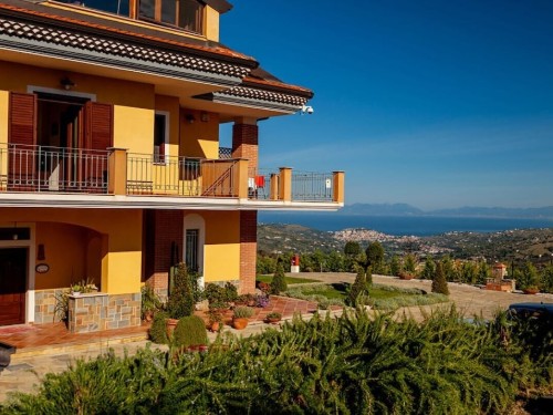 Sommerhus - 9 personer -  - 84050 - Laureana Cilento