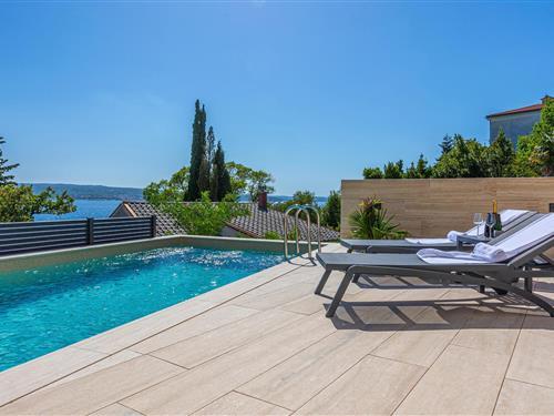 Holiday Home/Apartment - 4 persons -  - Setaliste Vladimira Nazora - 51260 - Crikvenica