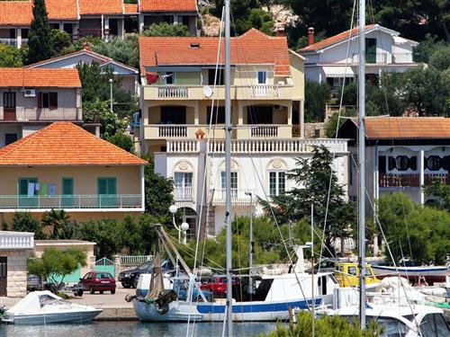 Ferieleilighet - 4 personer -  - Don Antuna Božica - 22242 - Jezera