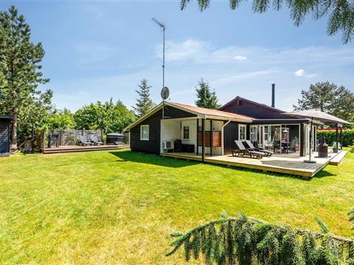 Sommerhus - 8 personer -  - Skovfyrvej - Marielyst - 4873 - Væggerløse