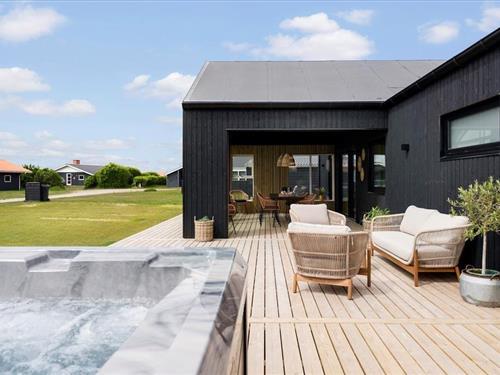 Sommerhus - 10 personer -  - Neerlandiavej - Vejlby Klit - 7673 - Harboøre