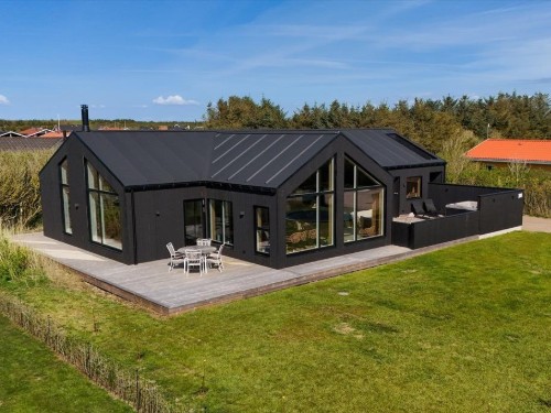 Sommerhus - 10 personer -  - Neerlandiavej - Vejlby Klit - 7673 - Harboøre