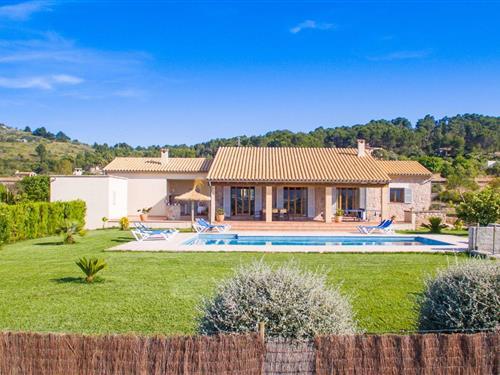 Holiday home - 8 persons -  - Lloc Poligon - Can Terres, Arta - 07570 - Arta