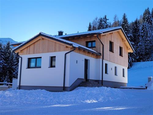 Holiday Home/Apartment - 4 persons -  - Petersberg - 8967 - Aich