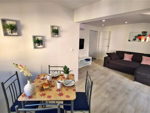 Holiday apartment - 4 persons -  - Duce Golubinka - 21310 - Duce