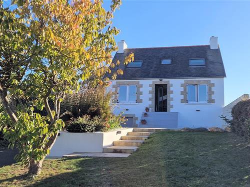 Holiday home - 6 persons -  - 29241 - Locquirec