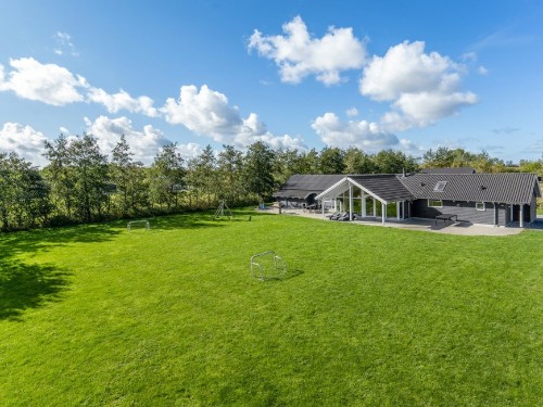 Sommerhus - 14 personer -  - Blommestien - Marielyst - 4872 - Idestrup