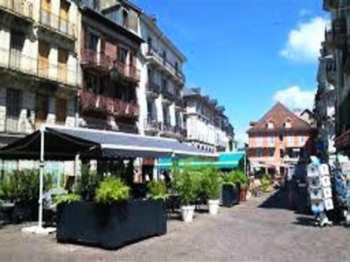 Holiday Home/Apartment - 2 persons -  - 73100 - Aix Les Bains