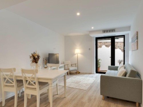 Holiday apartment - 3 persons -  - 9200-107 - Machico