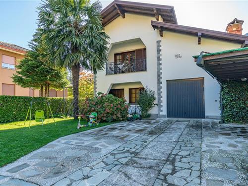 Holiday Home/Apartment - 5 persons -  - Via Giovanni XXIII, - Lago Di Lugano - Porlezza - 22018 - Porlezza (Co)