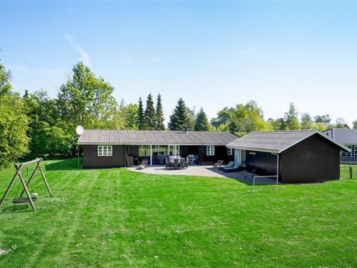 Fritidshus - 10 personer -  - Skærpibervej - Marielyst - 4873 - Væggerløse