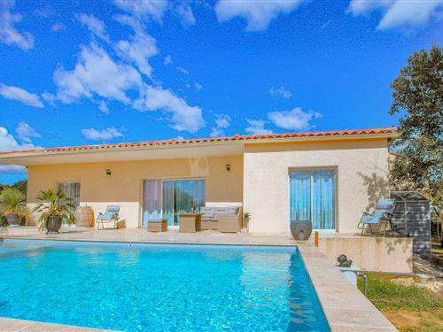 Holiday home - 6 persons -  - Chemin du Chambon - 07150 - Vagnas