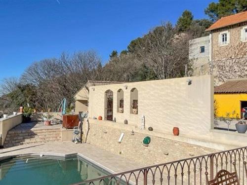 Holiday home - 8 persons -  - Route départementale - 84210 - La Roque-Sur-Pernes