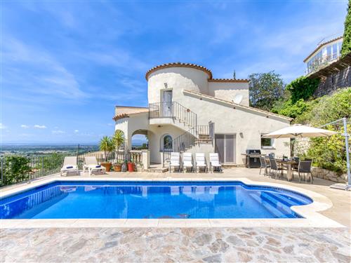 Holiday home - 8 persons -  - Palau Savardera - 17495