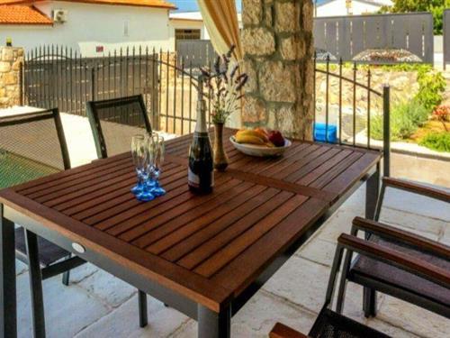 Holiday Home/Apartment - 5 persons -  - Ulica Brace CAR - 51265 - Dramalj