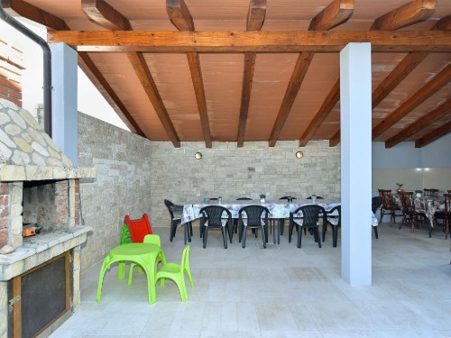 Holiday apartment - 7 persons -  - 52203 - Medulin