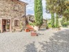 Image 35 - Outside