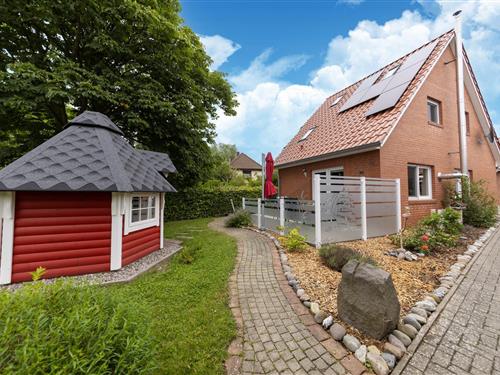 Holiday Home/Apartment - 6 persons -  - 18556 - Wiek Auf Rügen