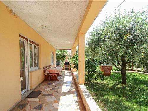 Holiday Home/Apartment - 8 persons -  - Punta - 52470 - Umag