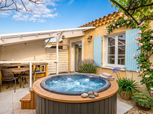 Holiday home - 4 persons -  - Impasse le clos des vignes - 84110 - Vaison-La-Romaine