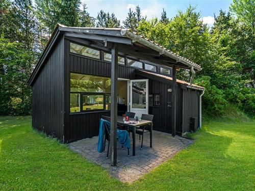 Holiday home - 4 persons -  - Hovedgaden 31B Hytte - 7362 - Hampen