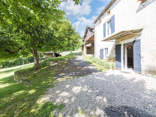 Holiday home - 6 persons -  - 46700 - Soturac