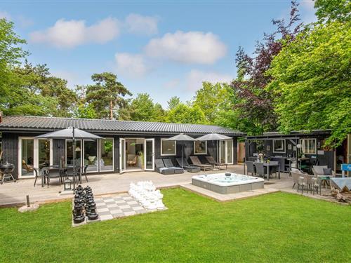 Sommerhus - 6 personer -  - Sluseparken - Østre Sømark - 3720 - Åkirkeby