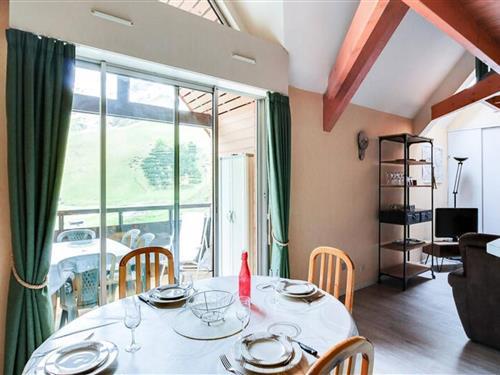 Holiday Home/Apartment - 8 persons -  - 65200 - La Mongie