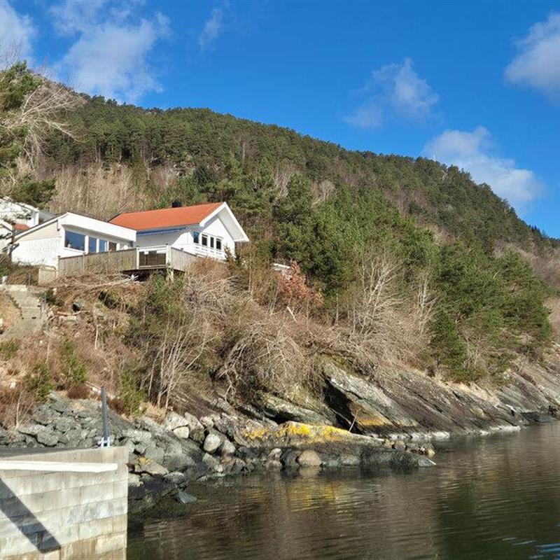 Sommerhus - 11 personer -  - Finnåsvegen - Bømlo / Vestland - 5440 - Mosterhamn