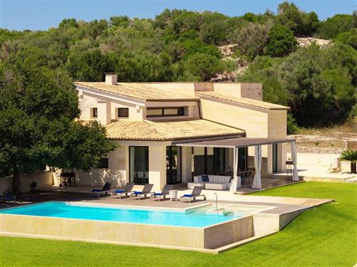 Holiday apartment - 10 persons -  - Camí Vell de Muro PM 3411 km - 07450 - Santa Margalida