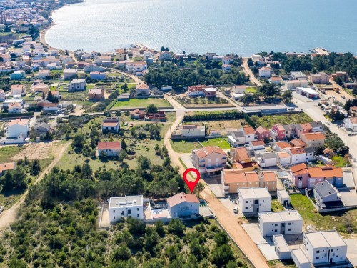 Holiday home - 8 persons -  - 23235 - Vrsi
